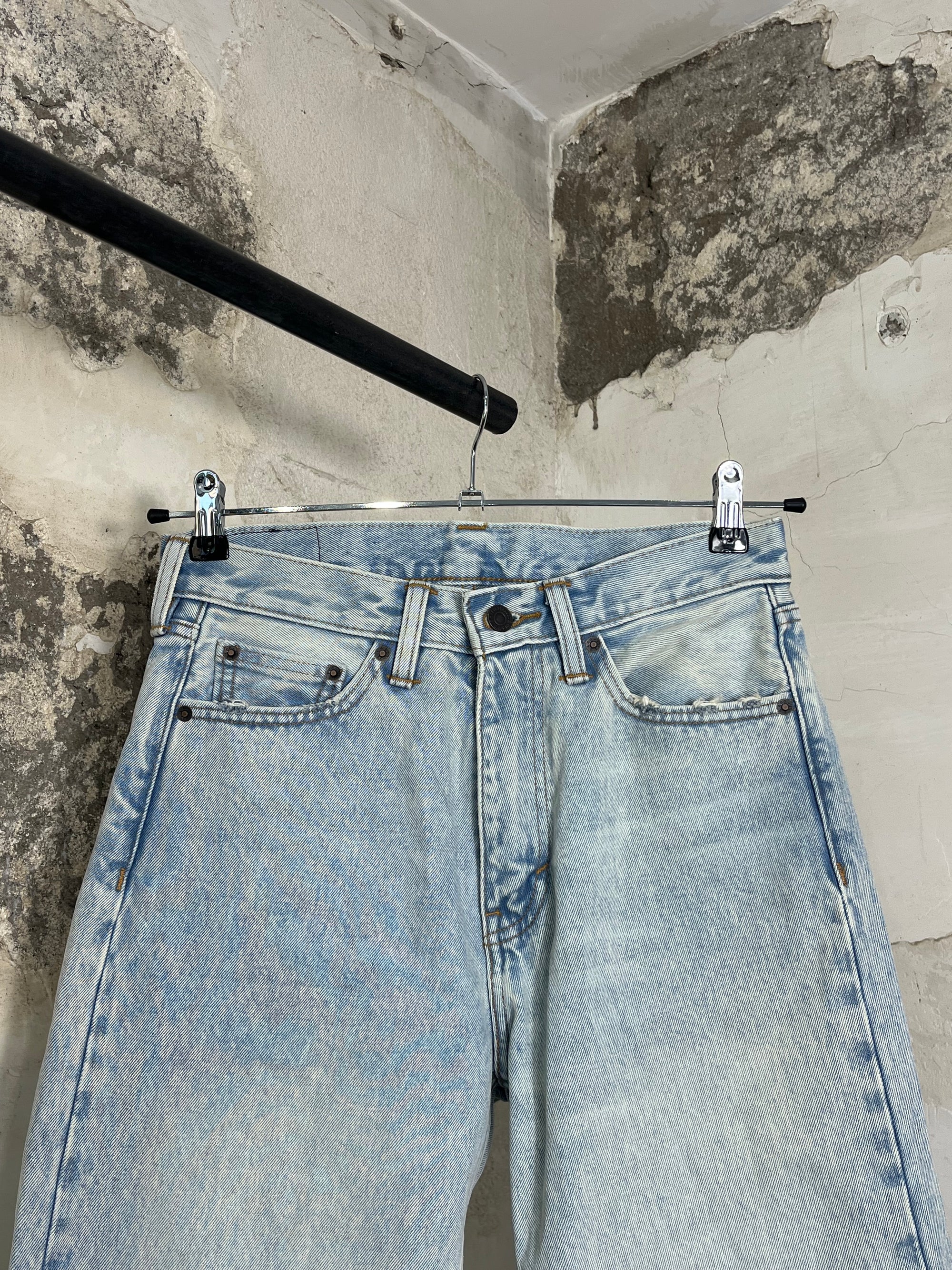 Levi’s Baggy Jeans