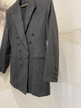 Load image into Gallery viewer, French pinstriped blazer
