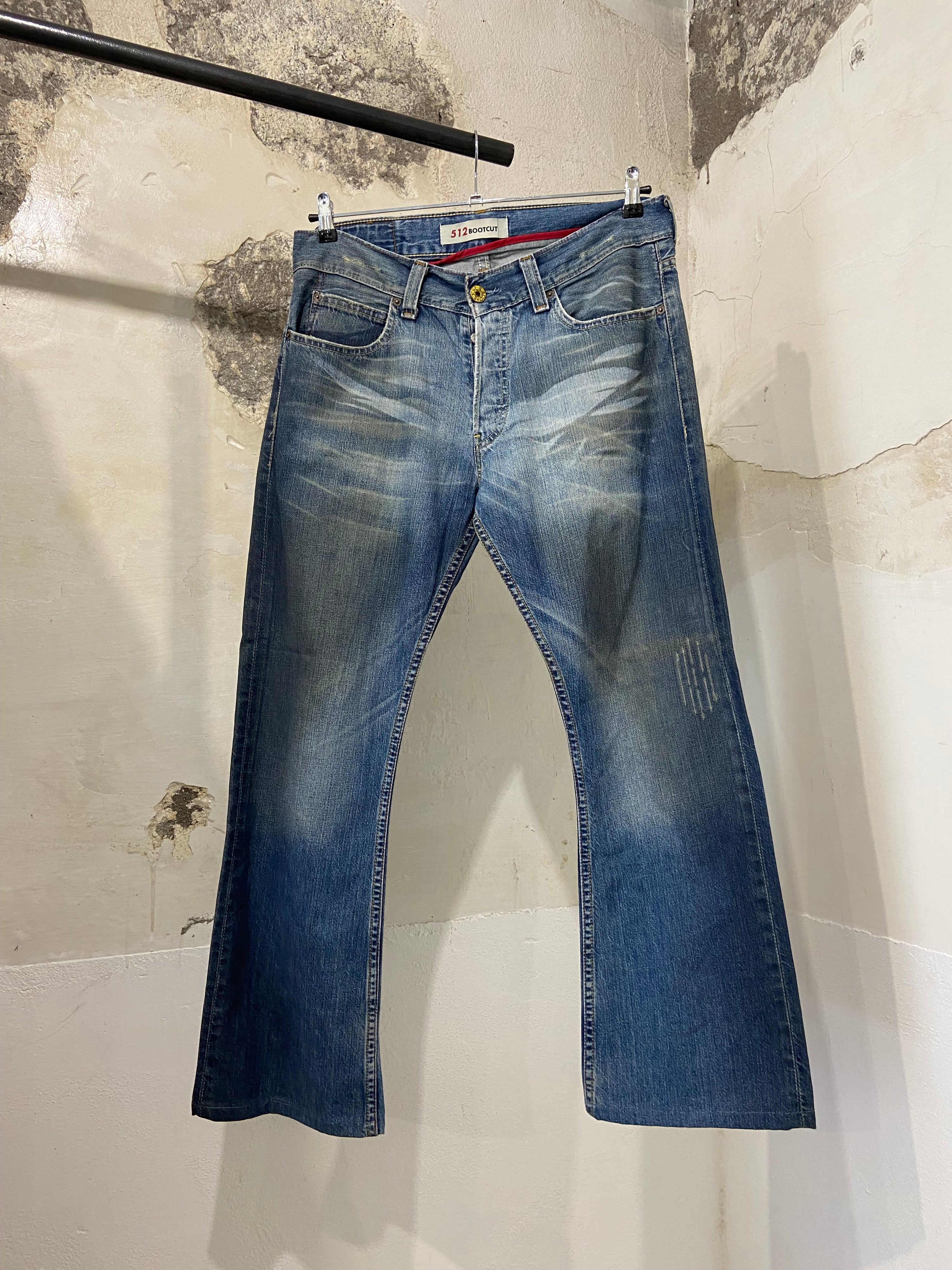 Levi’s bootcut jeans 512