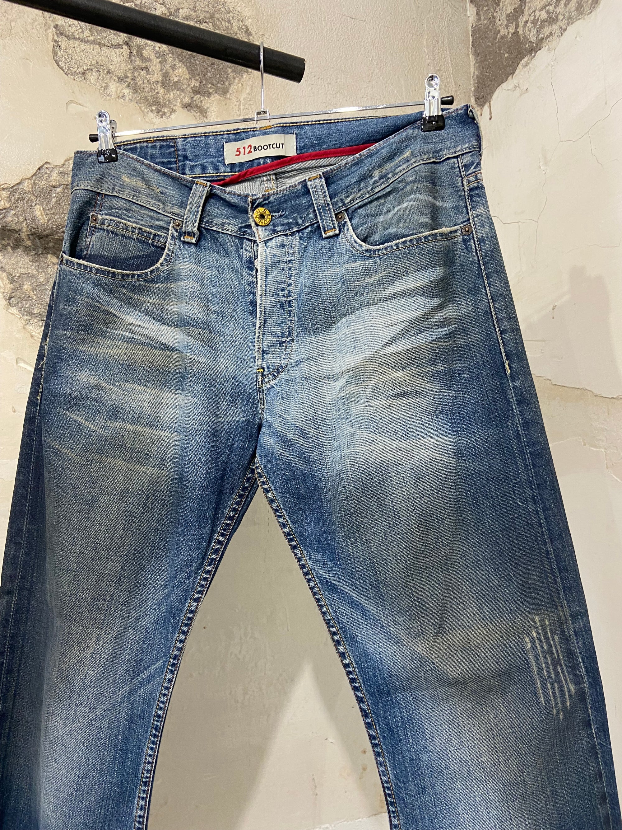 Levi’s bootcut jeans 512