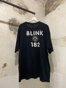 Blink 182 t-shirt