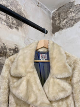 Load image into Gallery viewer, Mias Sixty teddy coat
