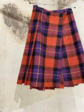 Load image into Gallery viewer, Wool kilt
