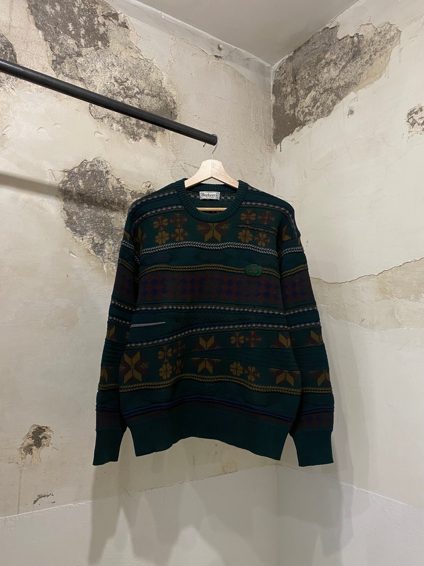 Burberry 90’s knitwear