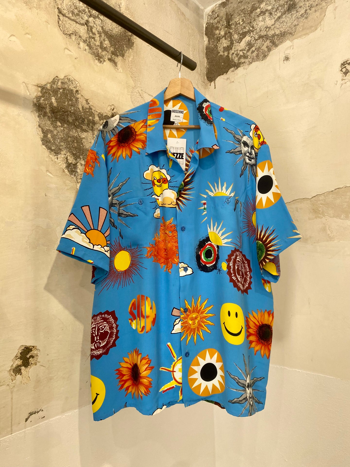 Moschino sun shirt